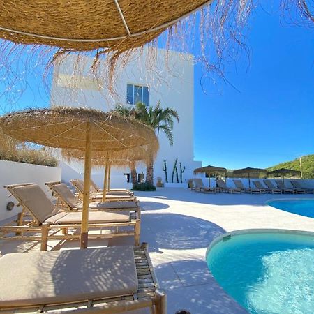 The Olive Boutique Suites & Spa Cala Llonga  Ngoại thất bức ảnh