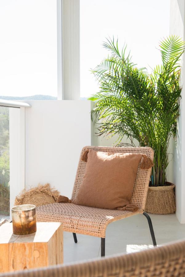 The Olive Boutique Suites & Spa Cala Llonga  Ngoại thất bức ảnh